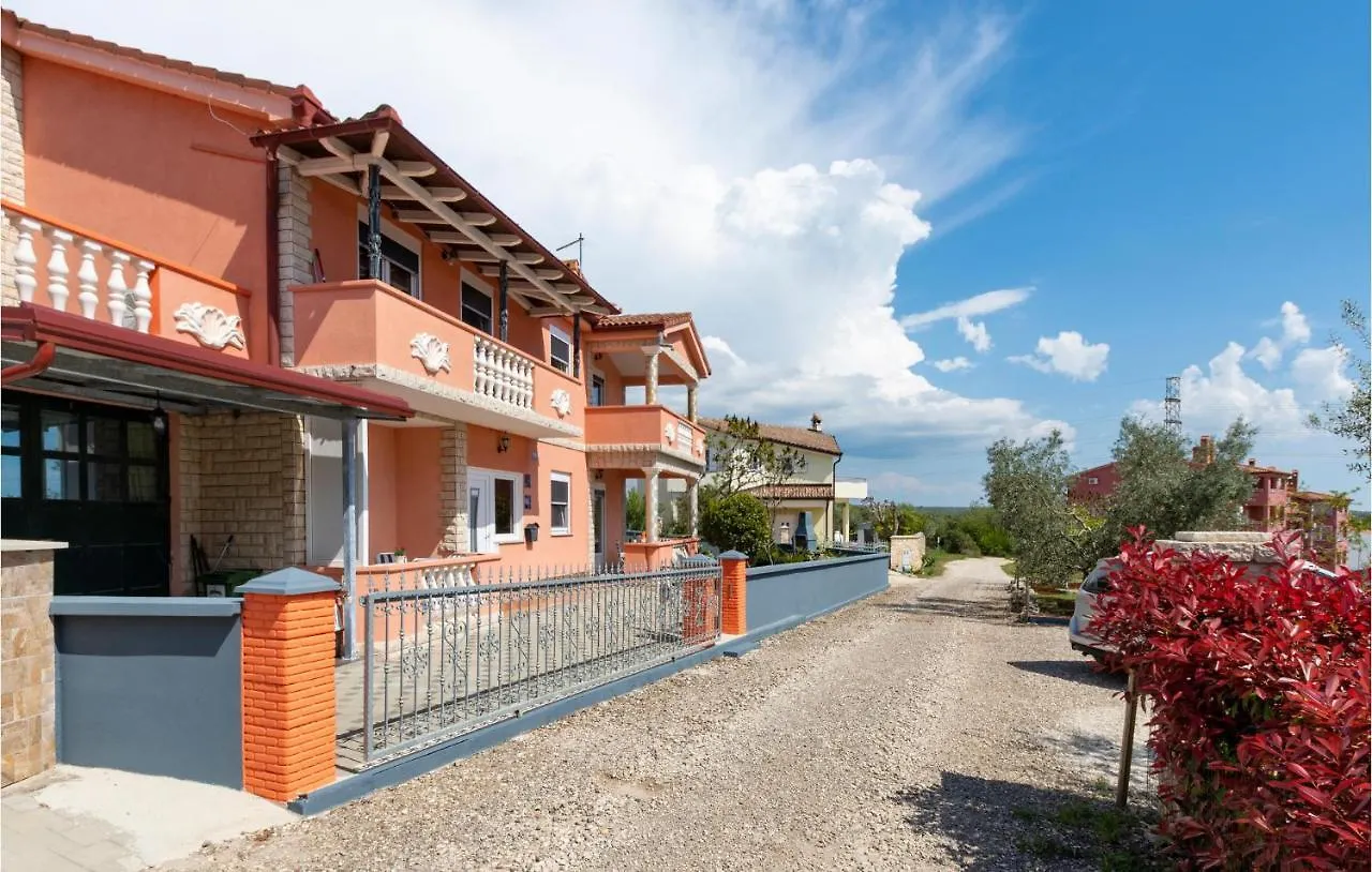 Gorgeous Apartment In Betiga With Wifi Barbariga 0*,  Croatia
